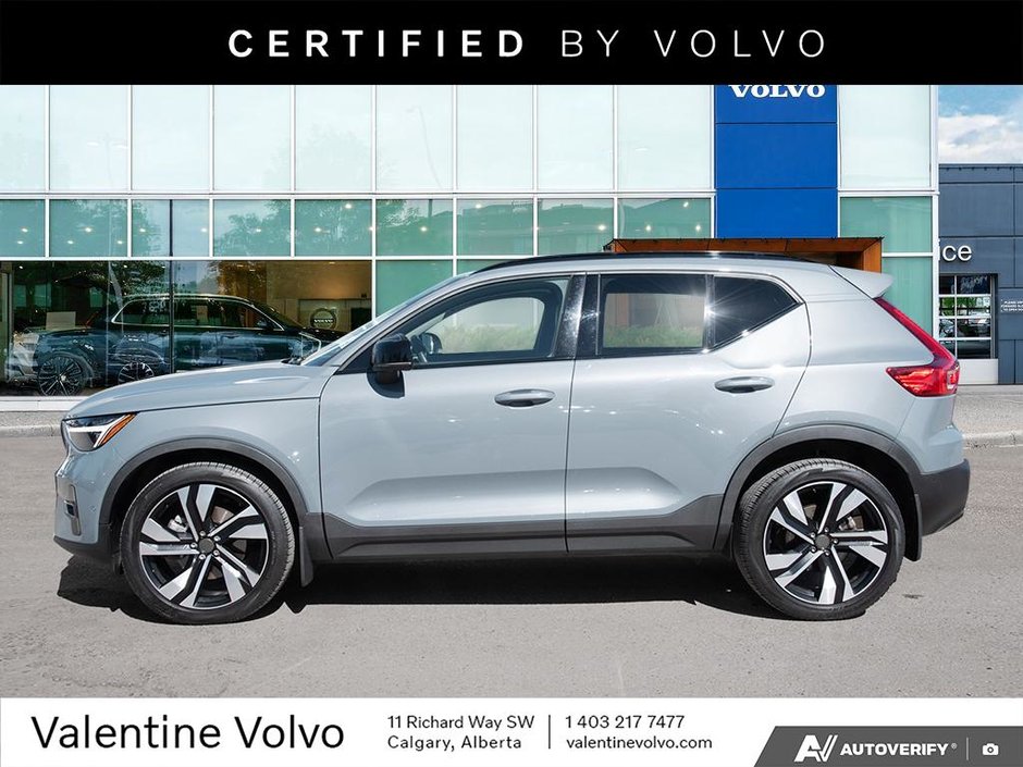 2023 Volvo XC40 Ultimate Dark Theme-2