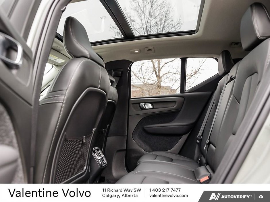 2024 Volvo XC40 Plus Bright Theme-23