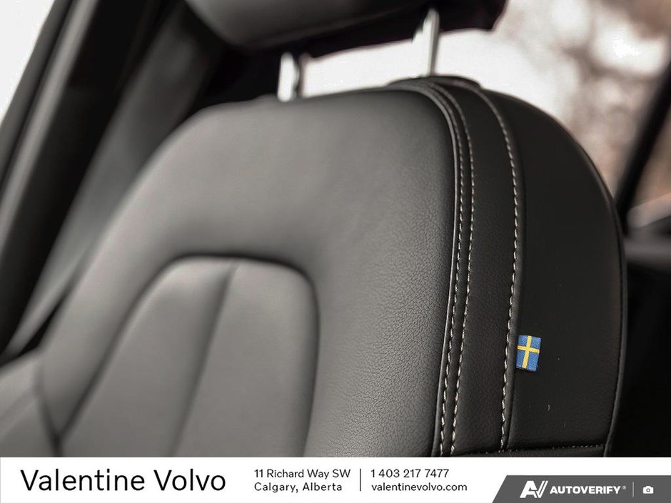 2024 Volvo XC40 Plus Bright Theme-22