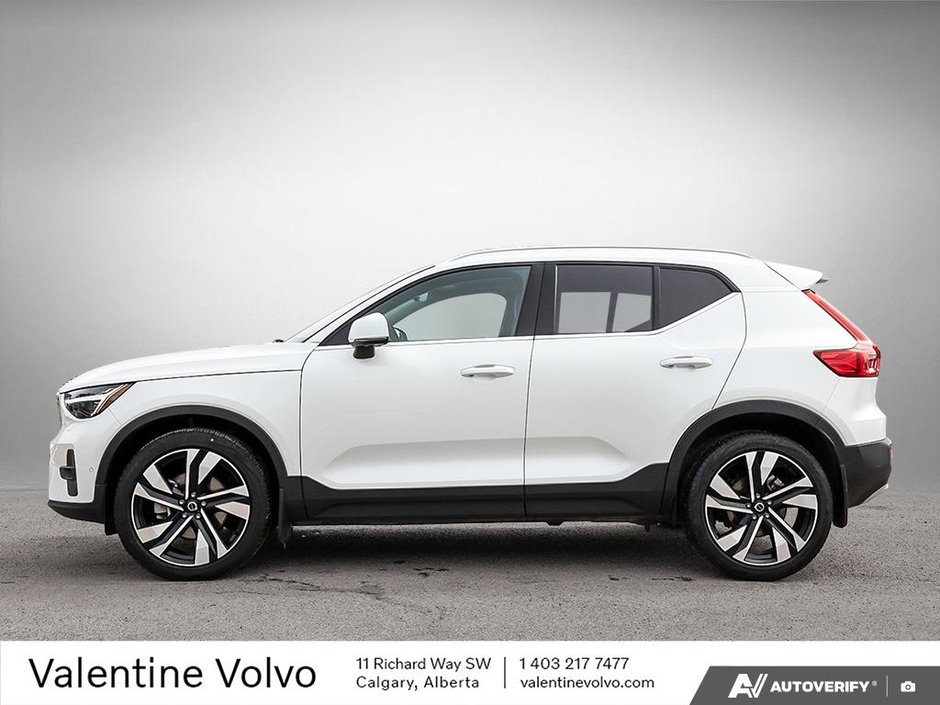 2024 Volvo XC40 Ultimate Bright Theme-2
