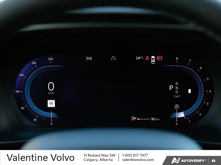 2024 Volvo XC40 Ultimate Bright Theme-10