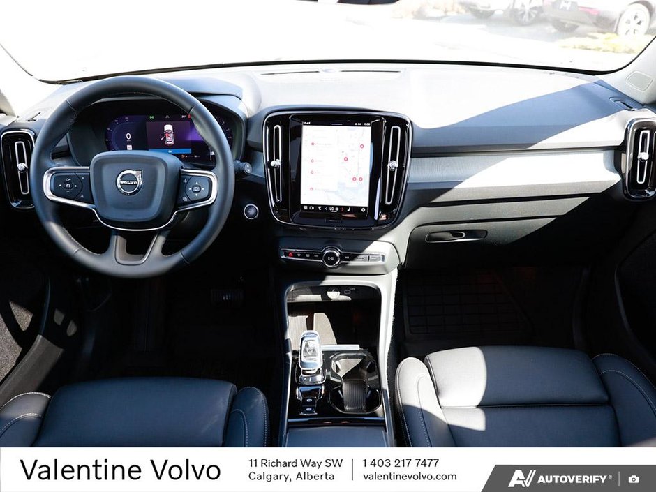 2024 Volvo XC40 Ultimate Bright Theme-21