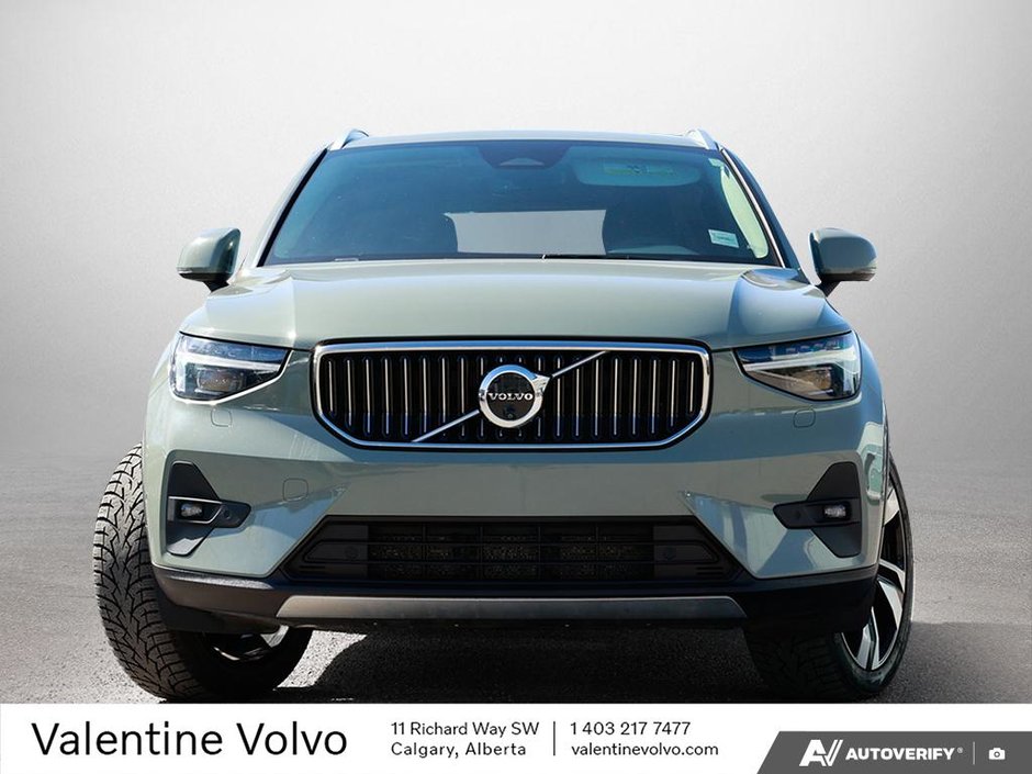 2024 Volvo XC40 Ultimate Bright Theme-1