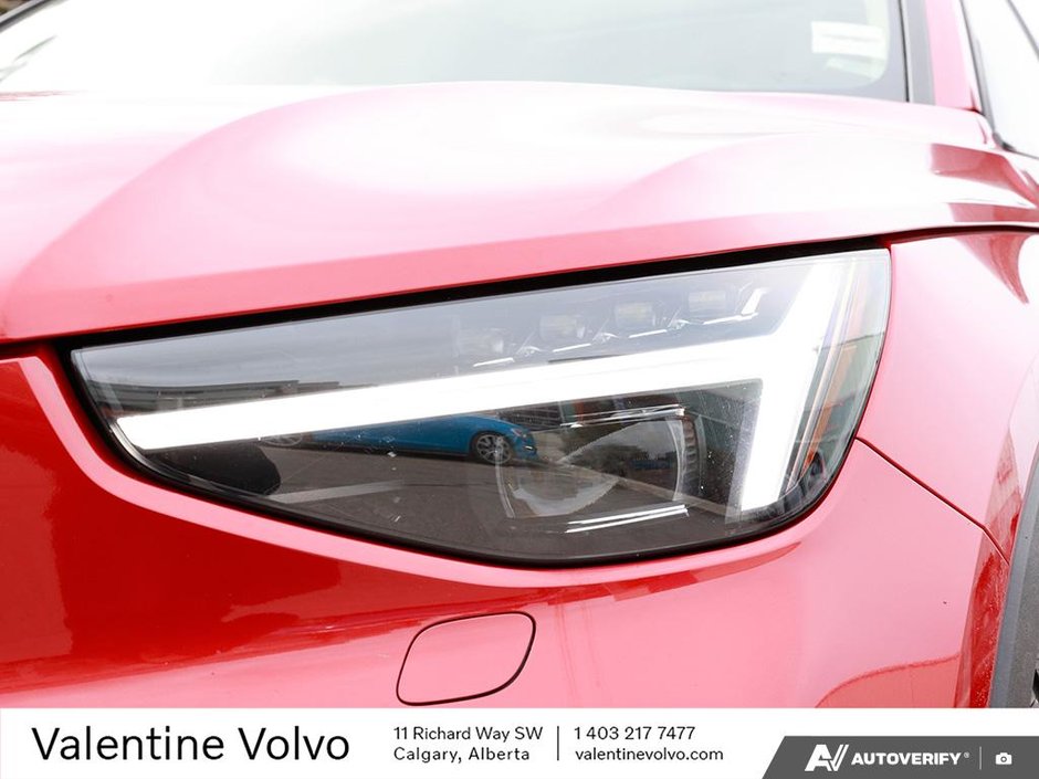 2024 Volvo XC40 Ultimate Dark Theme-10