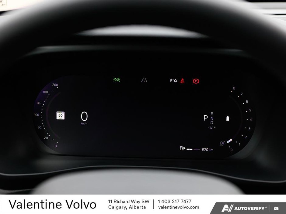 2024 Volvo XC40 Ultimate Dark Theme-14