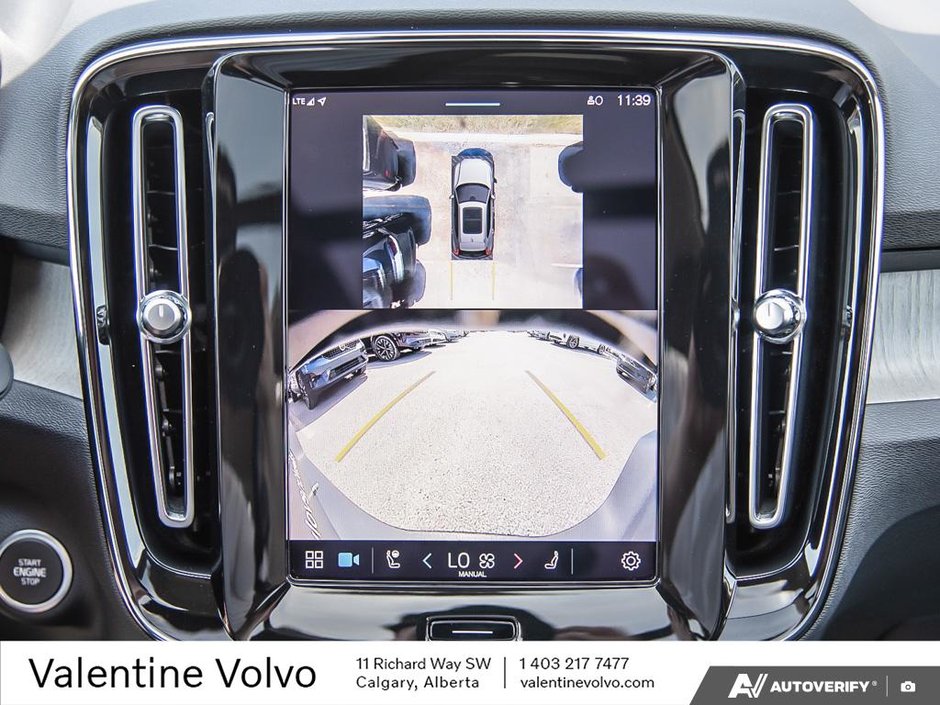 2024 Volvo XC40 Ultimate Dark Theme-24