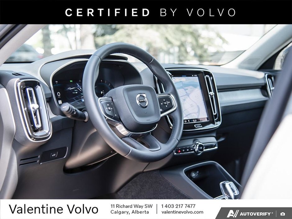2024 Volvo XC40 Ultimate Dark Theme-11