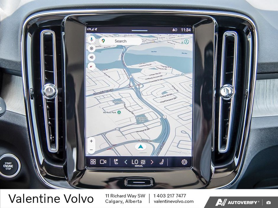 2024 Volvo XC40 Ultimate Dark Theme-19