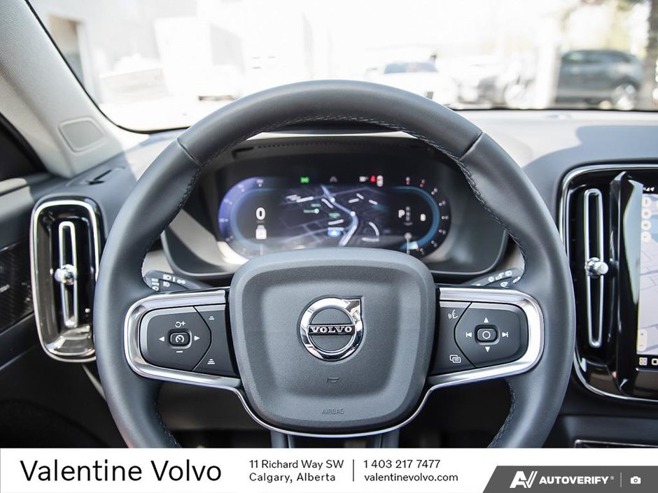 2024 Volvo XC40 Ultimate Dark Theme-12