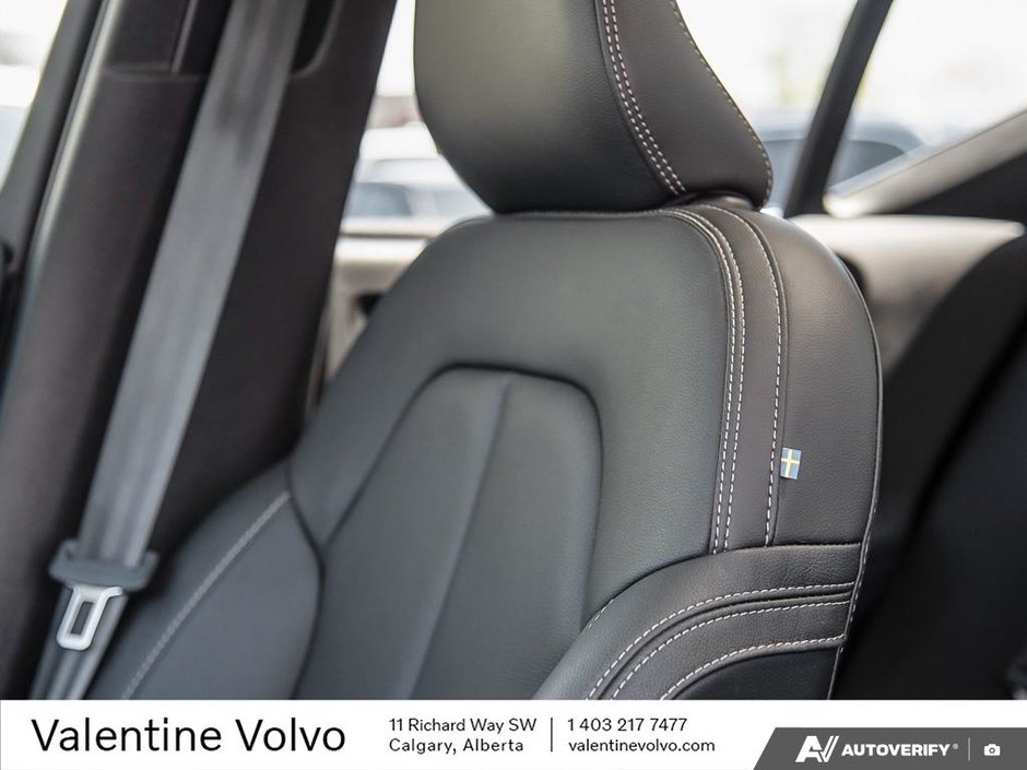2024 Volvo XC40 Plus Bright Theme-21