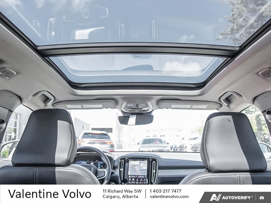 2024 Volvo XC40 Plus Bright Theme-24