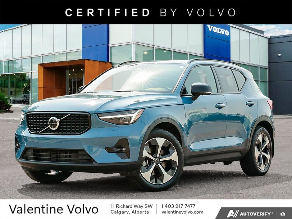 2024 Volvo XC40 Plus Dark Theme-0