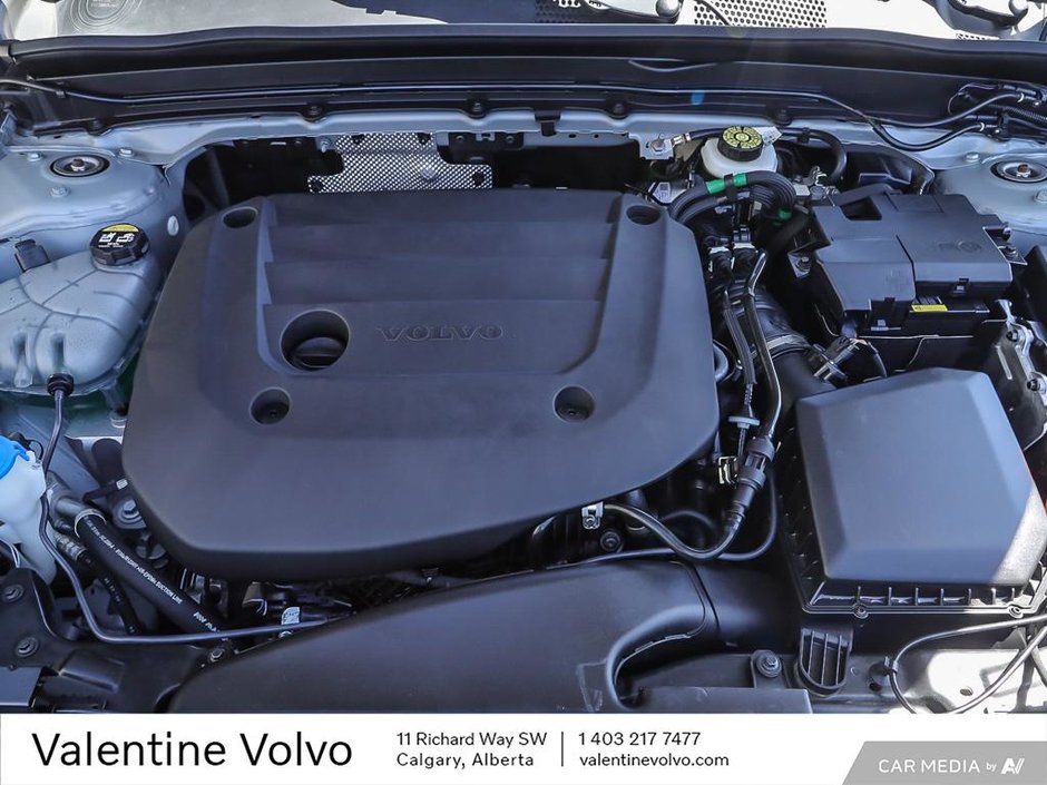 2025 Volvo XC40 Ultra Dark Theme-7
