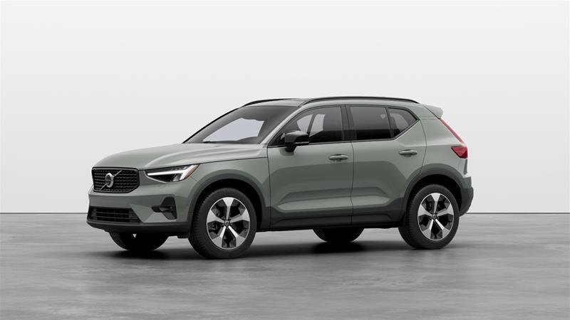 2025 Volvo XC40 Plus Dark-0