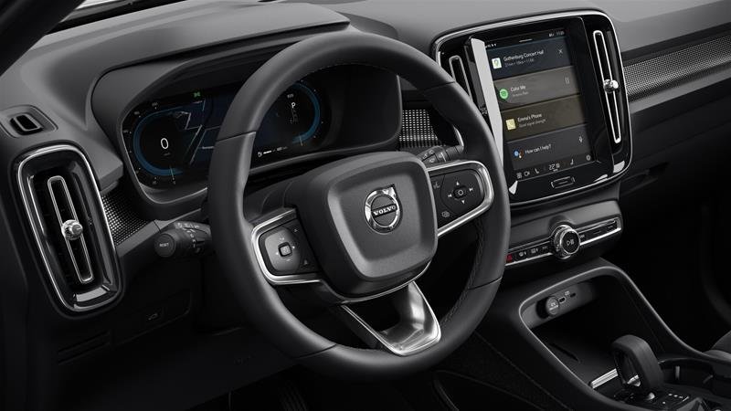 2025 Volvo XC40 Plus Dark-4
