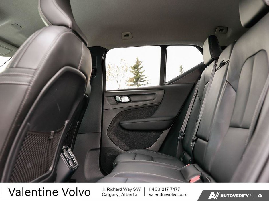 2025 Volvo XC40 Core Bright Theme-23