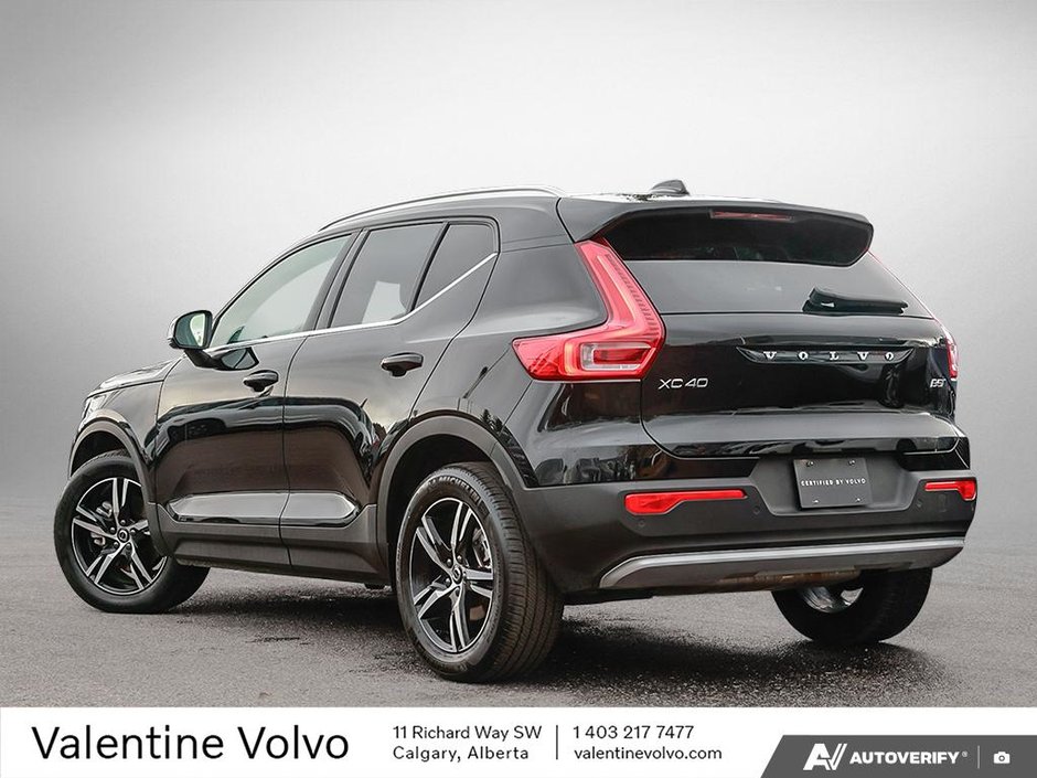 2025 Volvo XC40 Core Bright Theme-3
