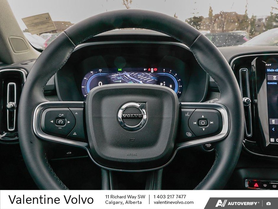 2025 Volvo XC40 Core Bright Theme-13
