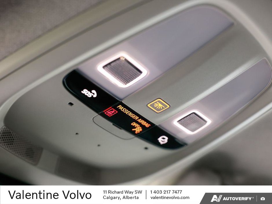 2025 Volvo XC40 Core Bright Theme-21