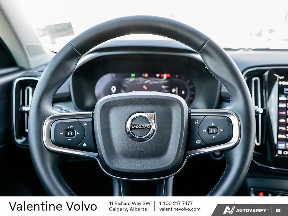 2025 Volvo XC40 Core Bright Theme-13