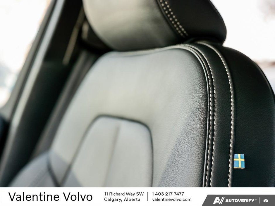 2025 Volvo XC40 Core Bright Theme-22