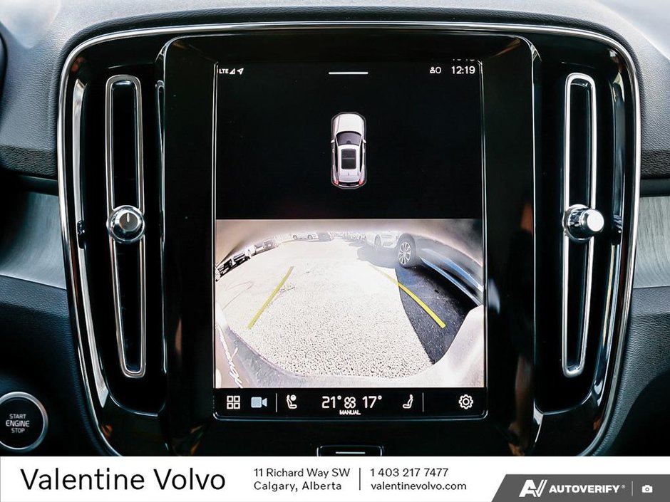 2025 Volvo XC40 Core Bright Theme-25