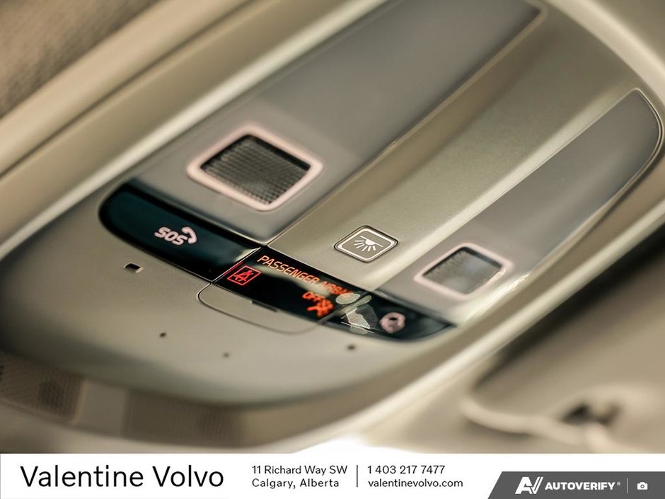 2025 Volvo XC40 Core Bright Theme-21