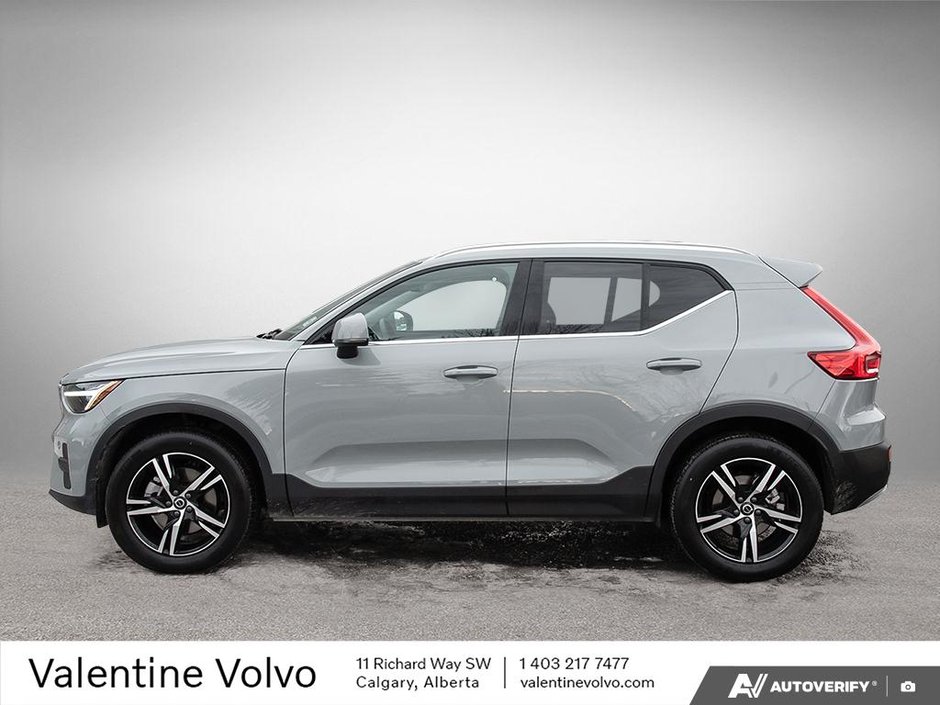 2025 Volvo XC40 Core Bright Theme-2
