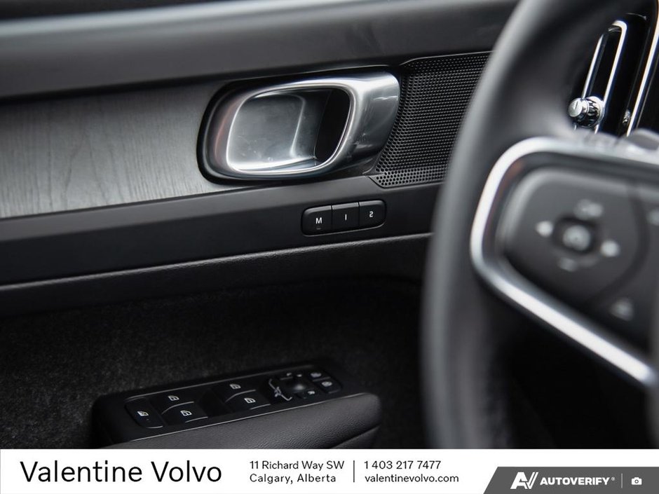 2025 Volvo XC40 Core Bright Theme-16