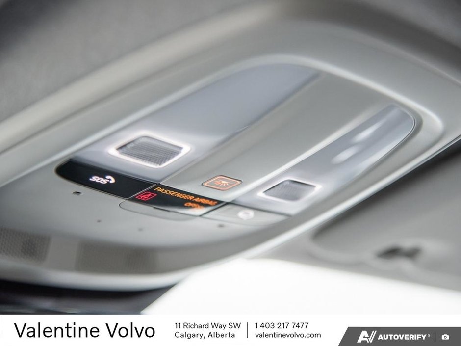 2025 Volvo XC40 Core Bright Theme-21