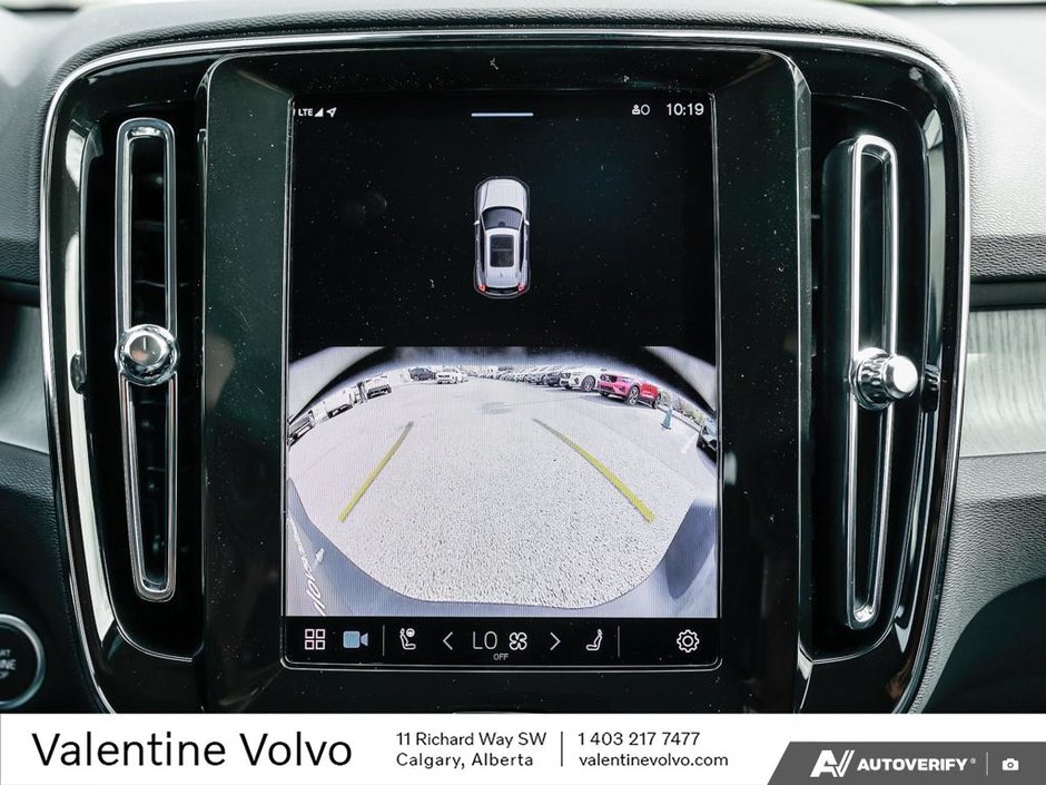 2025 Volvo XC40 Core Bright Theme-26