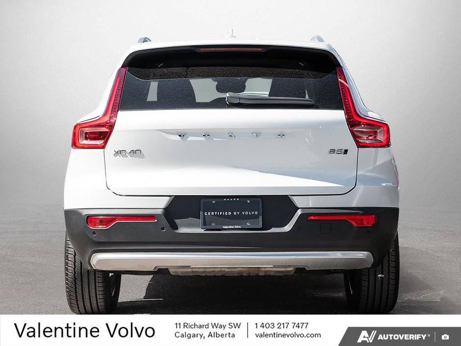 2025 Volvo XC40 Core Bright Theme-4