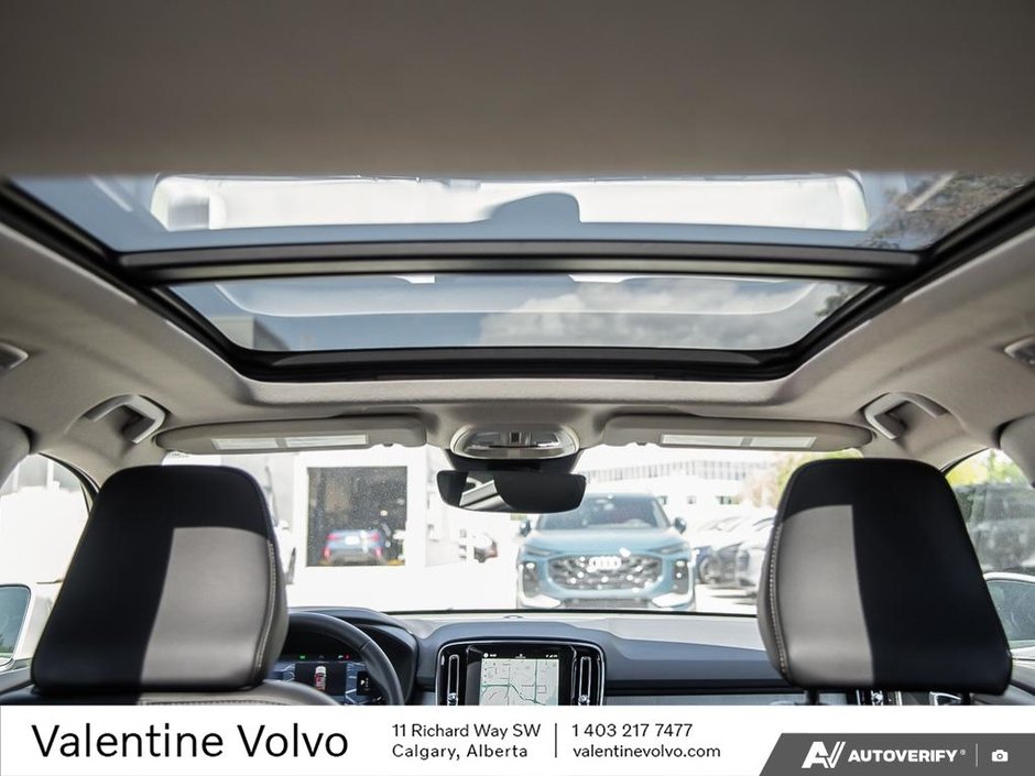 2025 Volvo XC40 Core Bright Theme-24