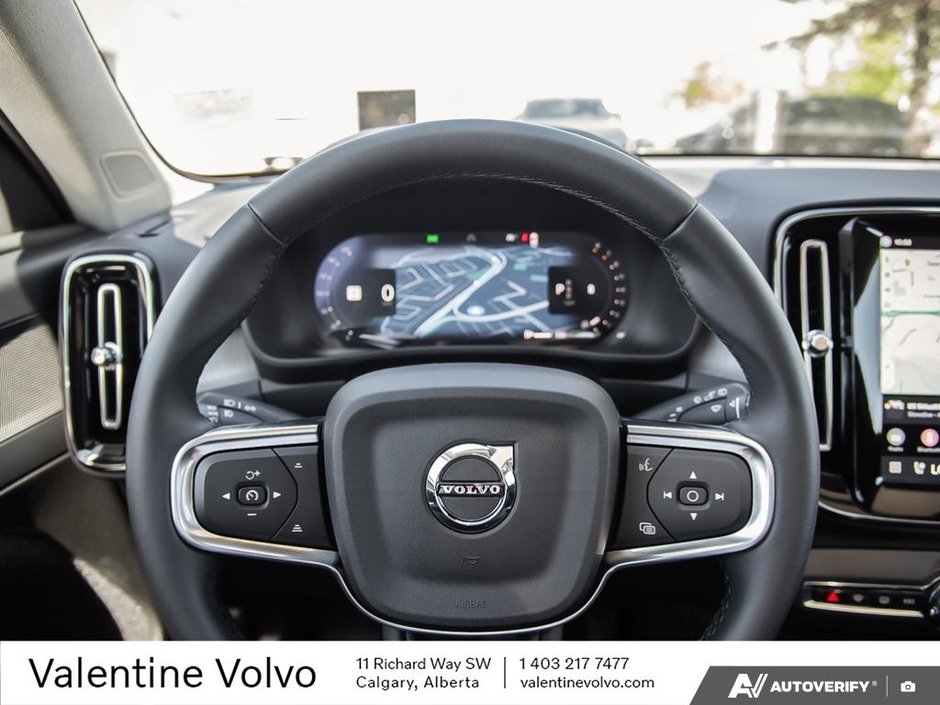 2025 Volvo XC40 Core Bright Theme-13
