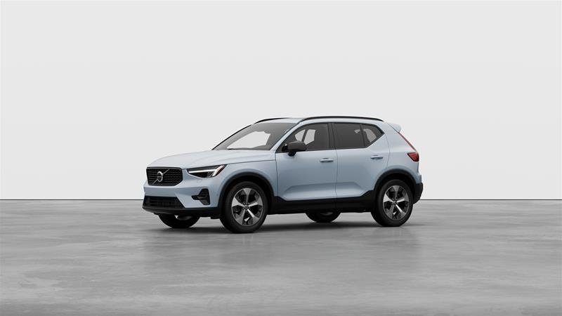 2026 Volvo XC40 Plus (Dark Theme)-0