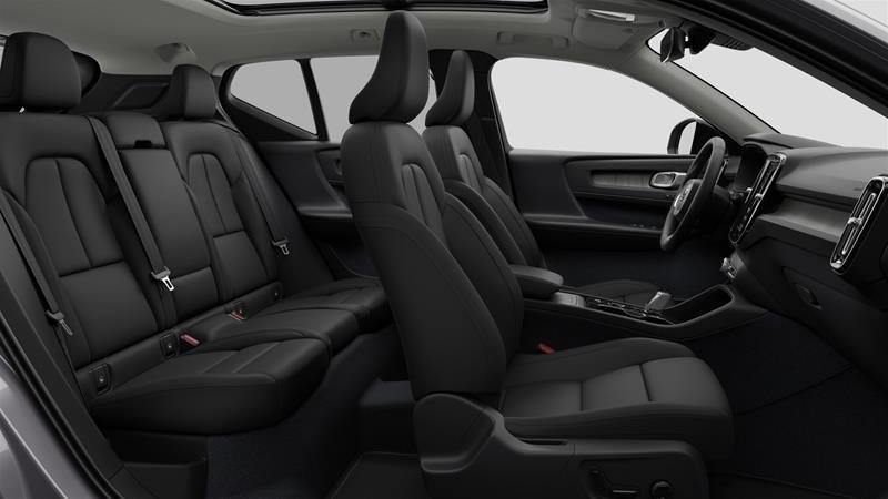 2026 Volvo XC40 Plus (Dark Theme)-3
