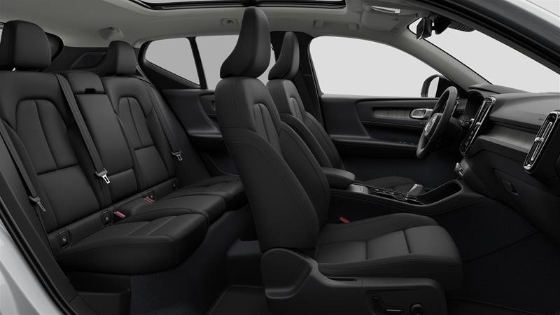 2026 Volvo XC40 Plus (Dark Theme)-3