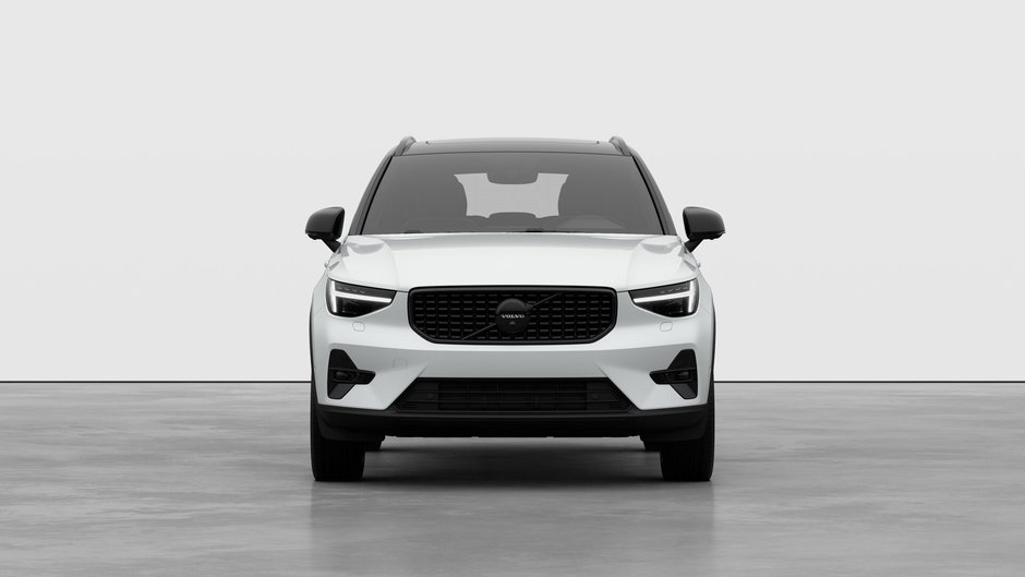 2026 Volvo XC40 Ultra Black Edition-4