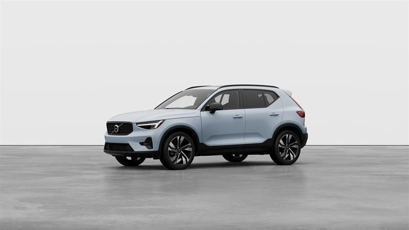 2026 Volvo XC40 Plus Dark Theme-0