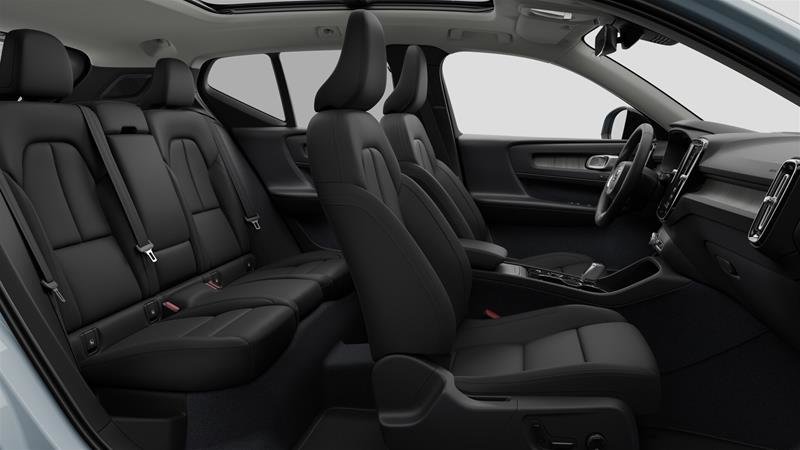 2026 Volvo XC40 Plus (Dark Theme)-4