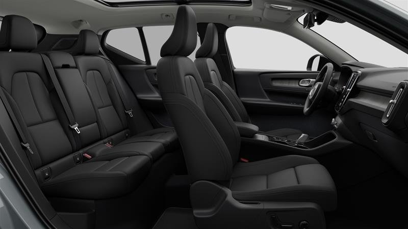 2026 Volvo XC40 Ultra (Dark Theme)-3