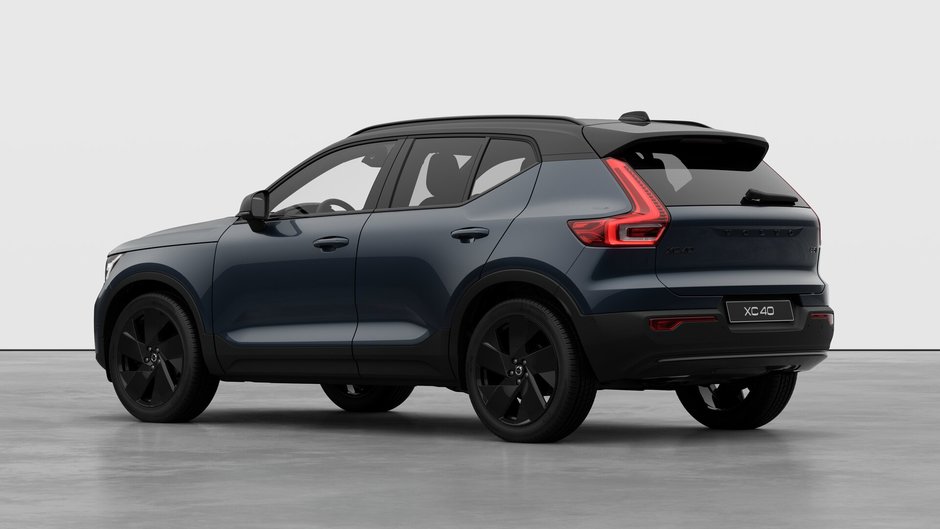 2026 Volvo XC40 Ultra Black Edition-1