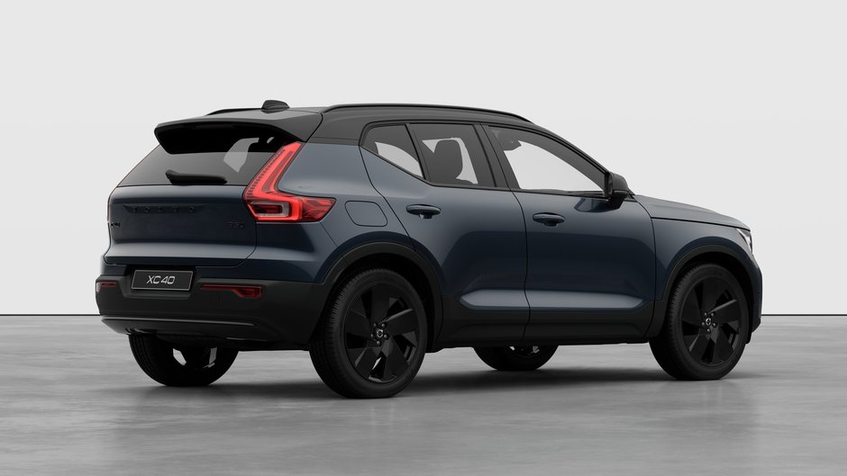2026 Volvo XC40 Ultra Black Edition-3