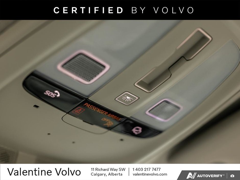 2026 Volvo XC40 Plus Dark Theme-21