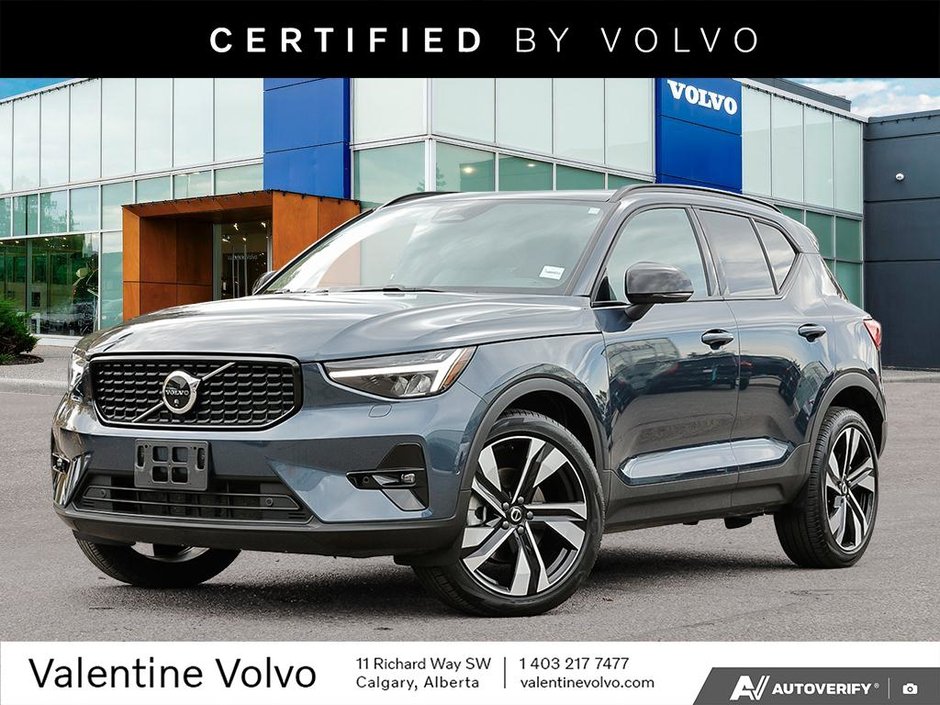 2026 Volvo XC40 Plus Dark Theme-0