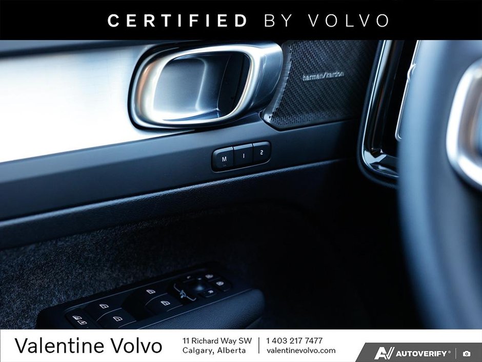 2026 Volvo XC40 Ultra Black Edition-17