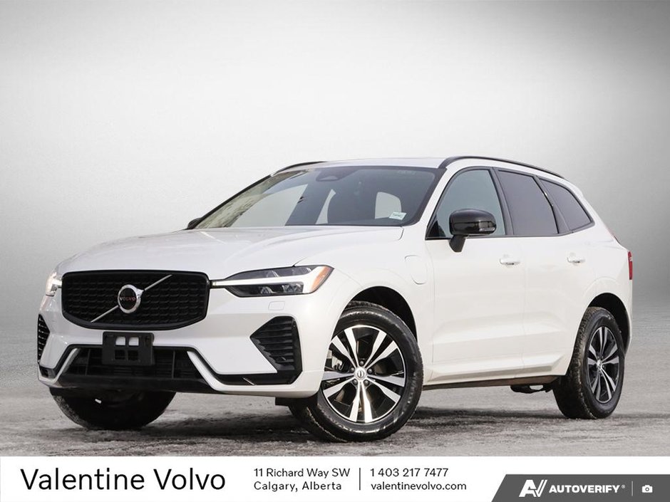 2025 Volvo XC60 Plug-In Hybrid Core Dark Theme-0