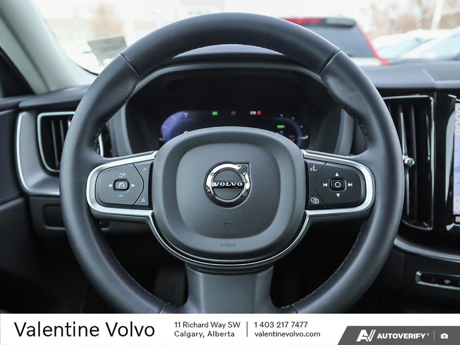 2025 Volvo XC60 Plug-In Hybrid Core Dark Theme-13