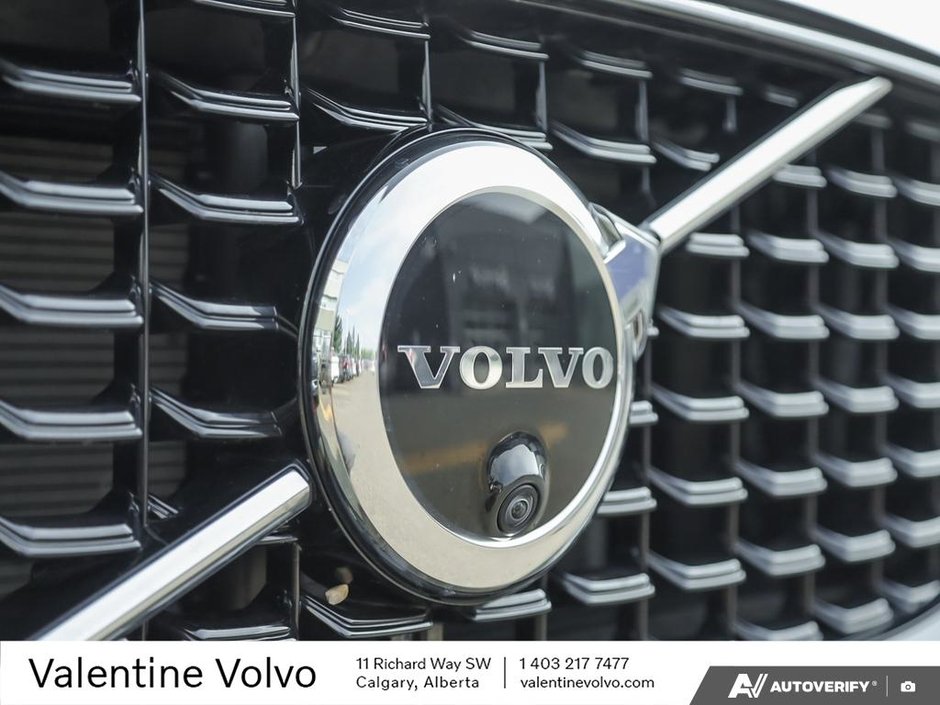 2022 Volvo XC60 Recharge R-Design-8