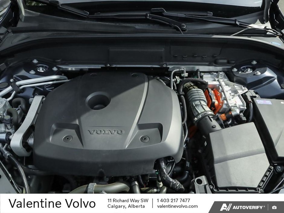 2022 Volvo XC60 Recharge R-Design-7